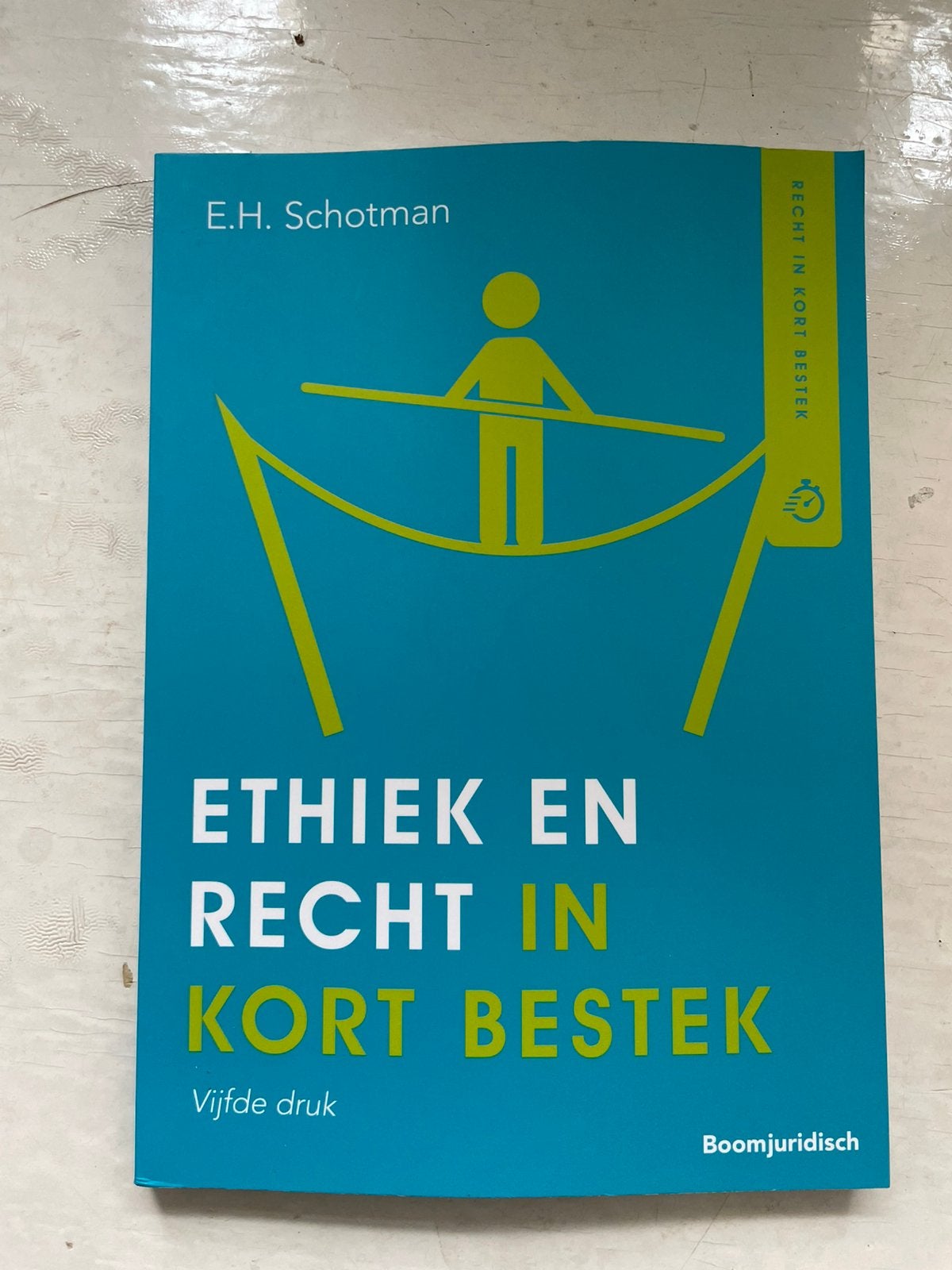 Edward Schotman - Ethiek en recht in kort bestek, Sociale wetenschap, Ophalen of Verzenden, Zo goed als nieuw, Edward Schotman