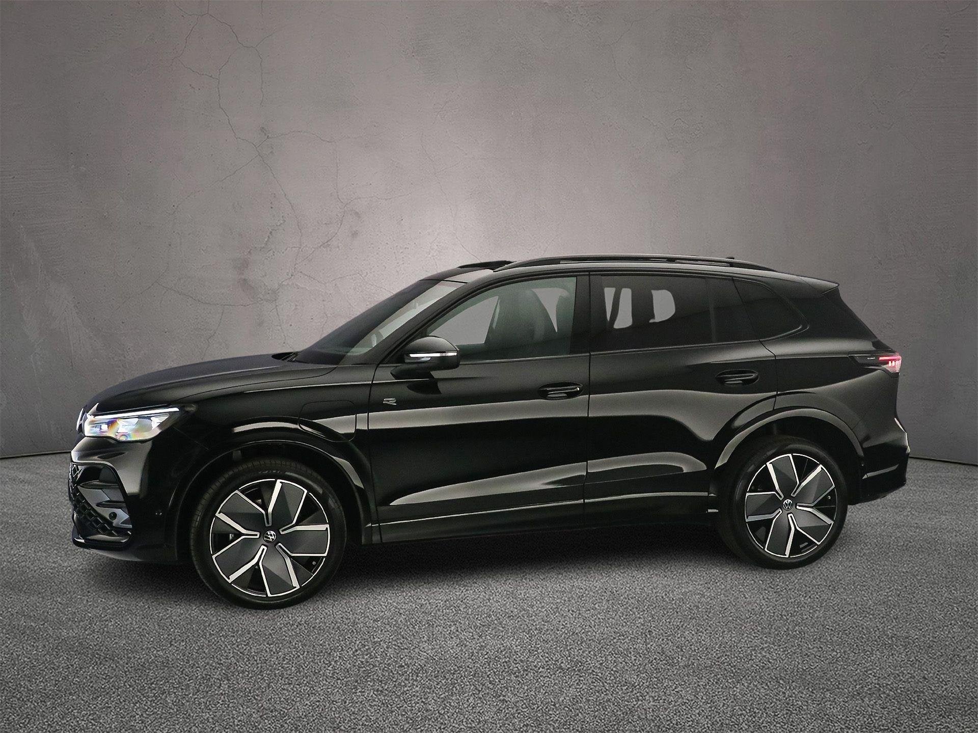 Volkswagen Tiguan R-Line Edition 1.5 TSI eHybrid 272pk DSG A, Stof, Euro 6, 2000 kg, 150 min