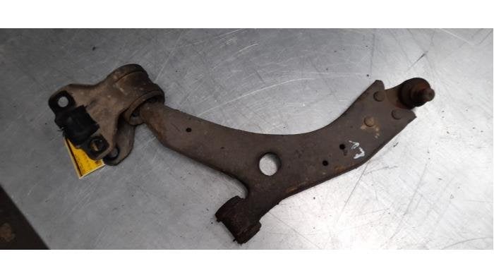 Draagarm links-voor van een Ford Focus, Gebruikt, -, -, Ophalen of Verzenden