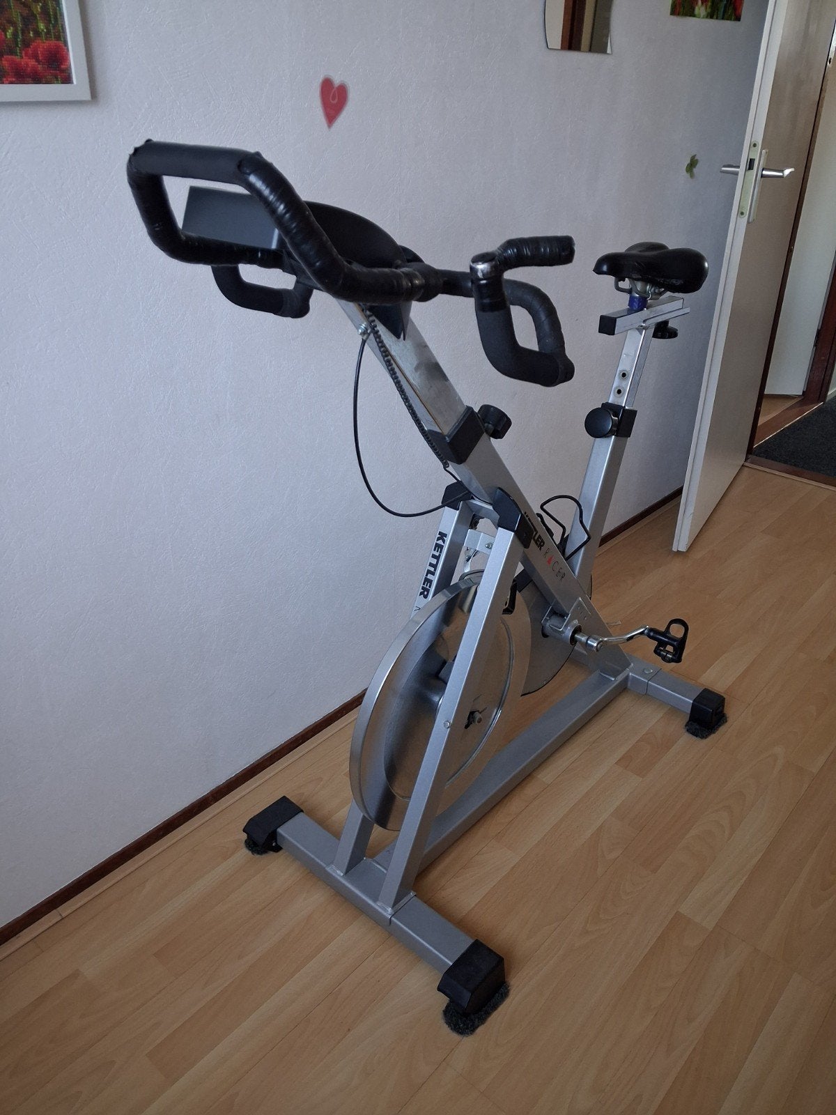 Kettler Hometrainer - Ideaal voor Thuis Workouts, Sport en Fitness, Ophalen, Gebruikt, Metaal, Benen