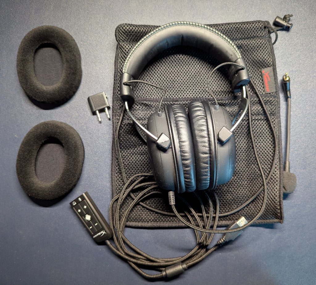 HyperX Cloud II Gunmetal gamingheadset – compleet in doos, Gebruikt, Verzenden, Mute-functie, Over-ear