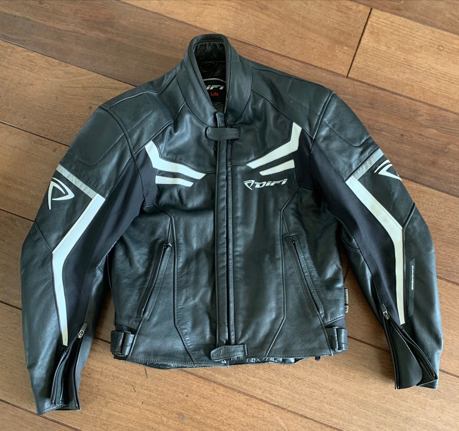 Difi Leren Motorjas Maat 52 met Body Guard Protection, Motoren, Kleding | Motorkleding, Ophalen of Verzenden, Tweedehands, Heren