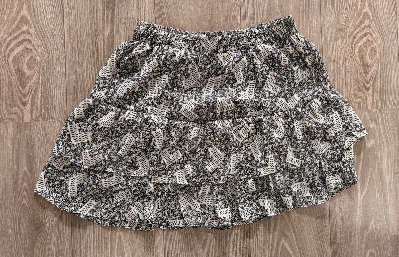 Eksept 'Hot Printed Skirt' - Zwart/Wit gelaagde rok, Maat 38/40 (M), Zwart, Ophalen of Verzenden, Zo goed als nieuw