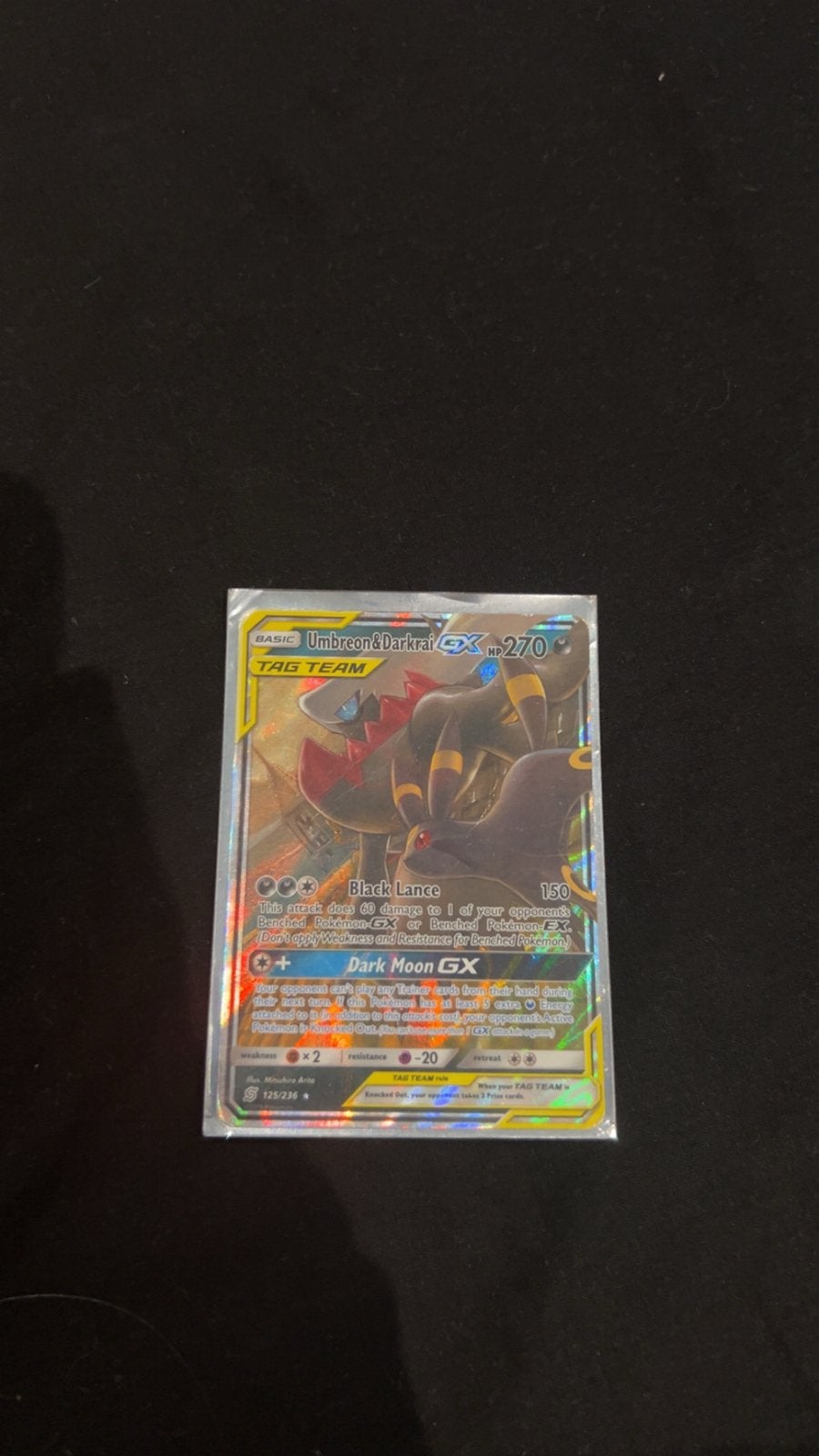 Umbreon & Darkrai GX TAG TEAM Pokémon Kaart, Ophalen of Verzenden, Zo goed als nieuw, Losse kaart