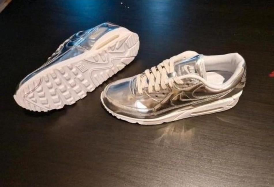 Nike air max 90 metallic silver, Ophalen of Verzenden, Nieuw, Overige kleuren
