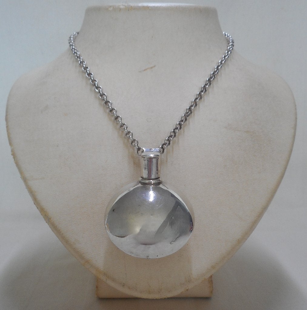 Zilveren lange jasseron ketting met flacon hanger nr.1719