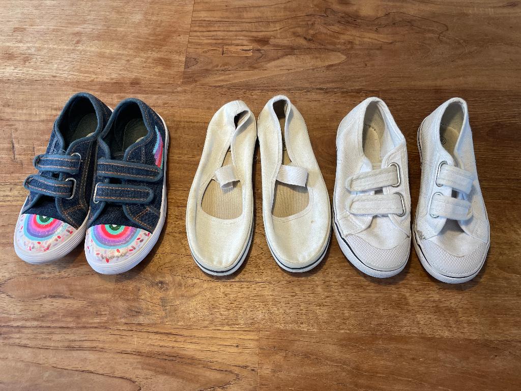 3 paar gymschoenen maat 30, gratis op te halen, Ophalen, Gebruikt, Jongen of Meisje, Sportschoenen