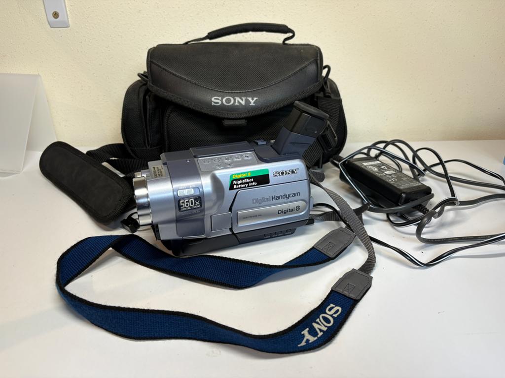 Sony Digital Handycam DCR-TRV145E Digital 8 met tas, Audio, Tv en Foto, Videocamera's Digitaal, Gebruikt, 20x of meer, Overige soorten