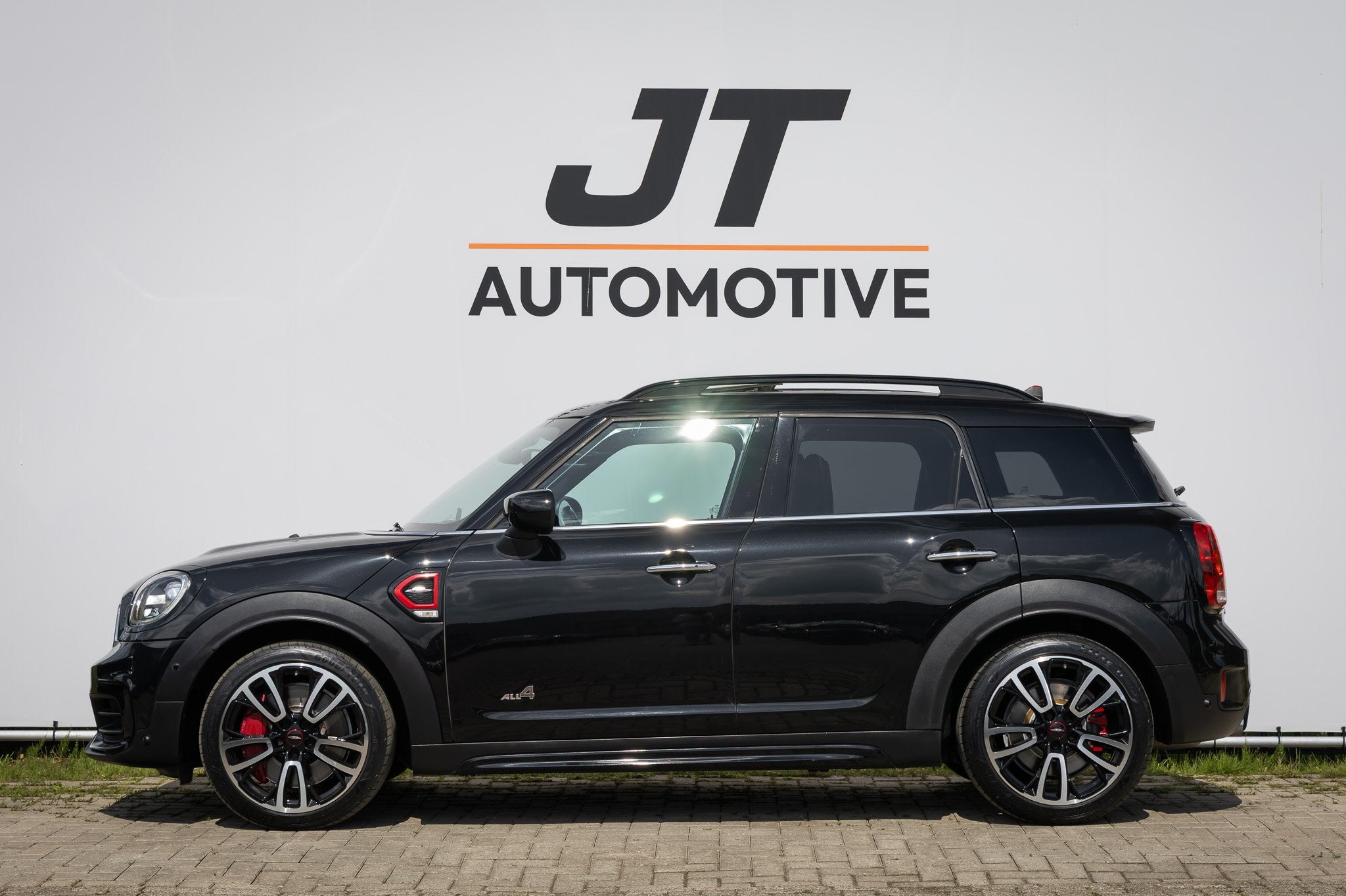 MINI Countryman 310pk 2.0 JCW ALL4 Chili NLAuto pano | Stoel, Auto's, Mini, 1998 cc, Gebruikt, Euro 6, Zwart