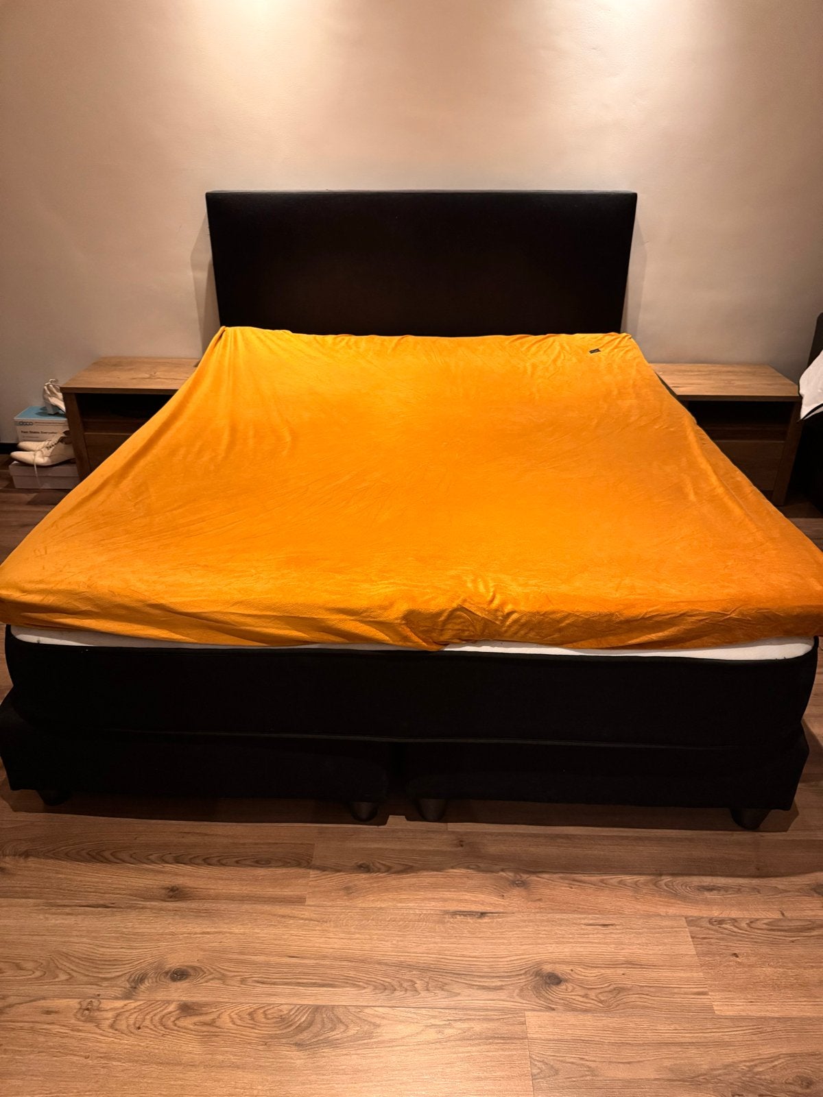 BOXSPRING 160 x 200 GRATIS OPHALEN, Huis en Inrichting, Slaapkamer | Bedden, Ophalen, Gebruikt, Zwart, Tweepersoons