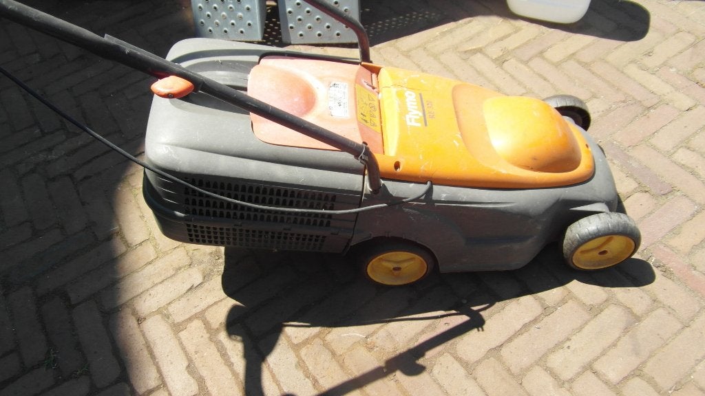 grasmaaier flymo, Ophalen, Cirkelmaaier, Gebruikt, Opvangbak