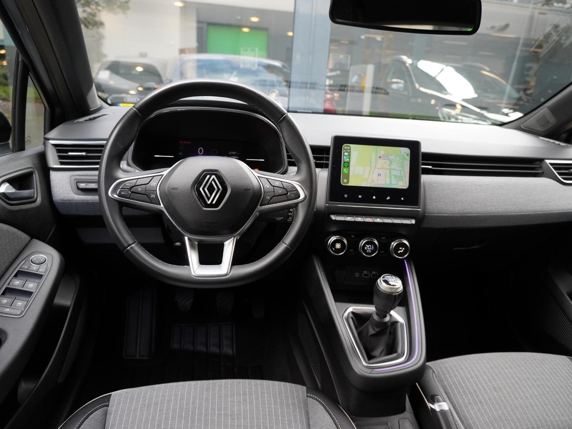 Renault Clio TCe 90 techno / CAMERA / PDC A / KEYLESS / CLIM, Voorwielaandrijving, Dealer onderhouden, Gebruikt, Leder en Stof