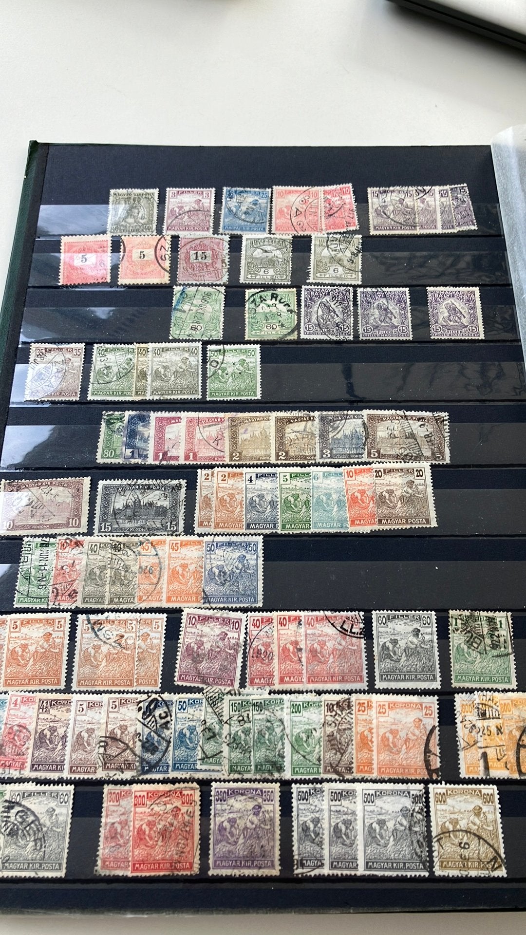 Hongarije 34 pag nooie verzameling, Postzegels en Munten, Ophalen of Verzenden, Buitenland