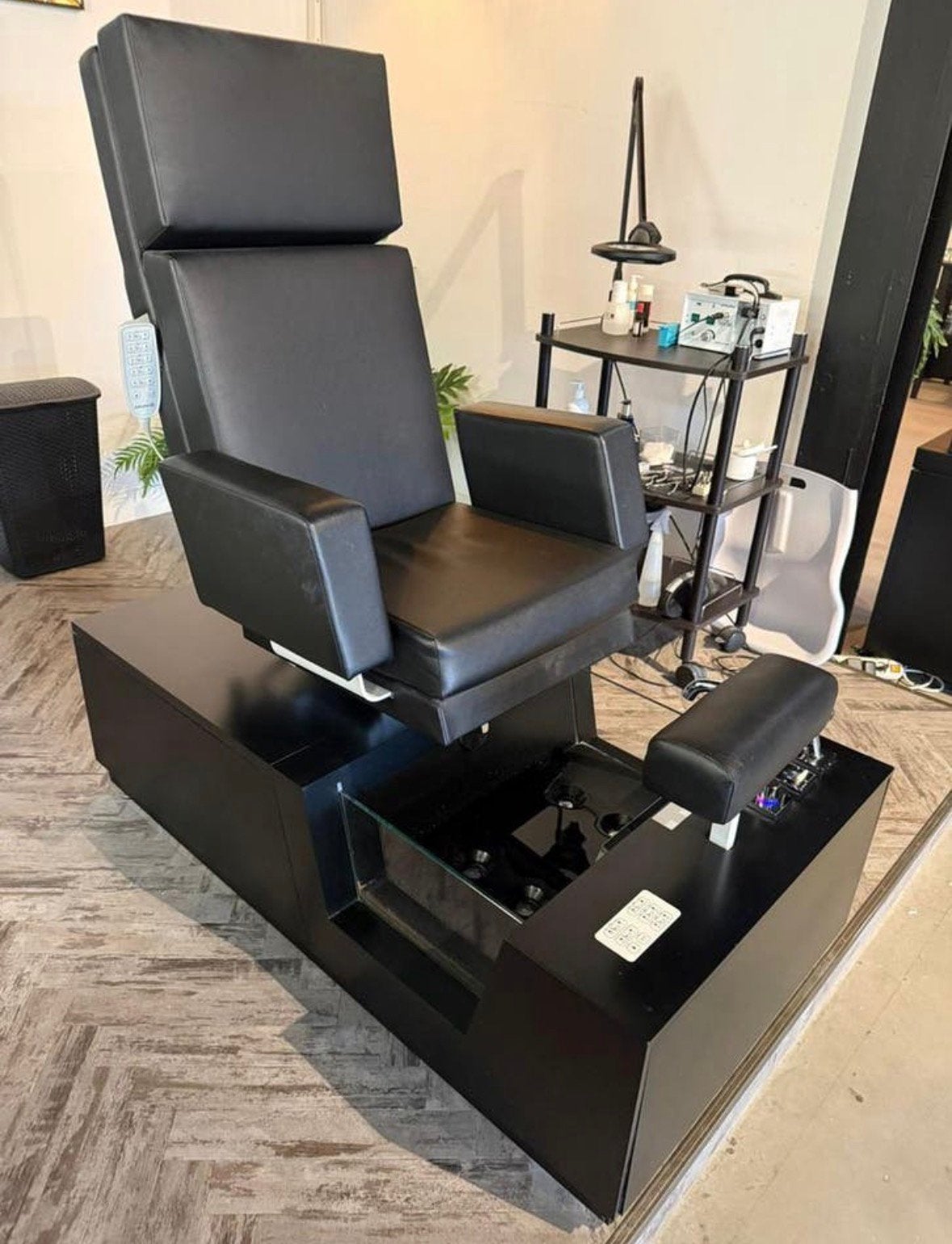 Gharieni Pedispa square F1 de Luxe, Deep Nocture
