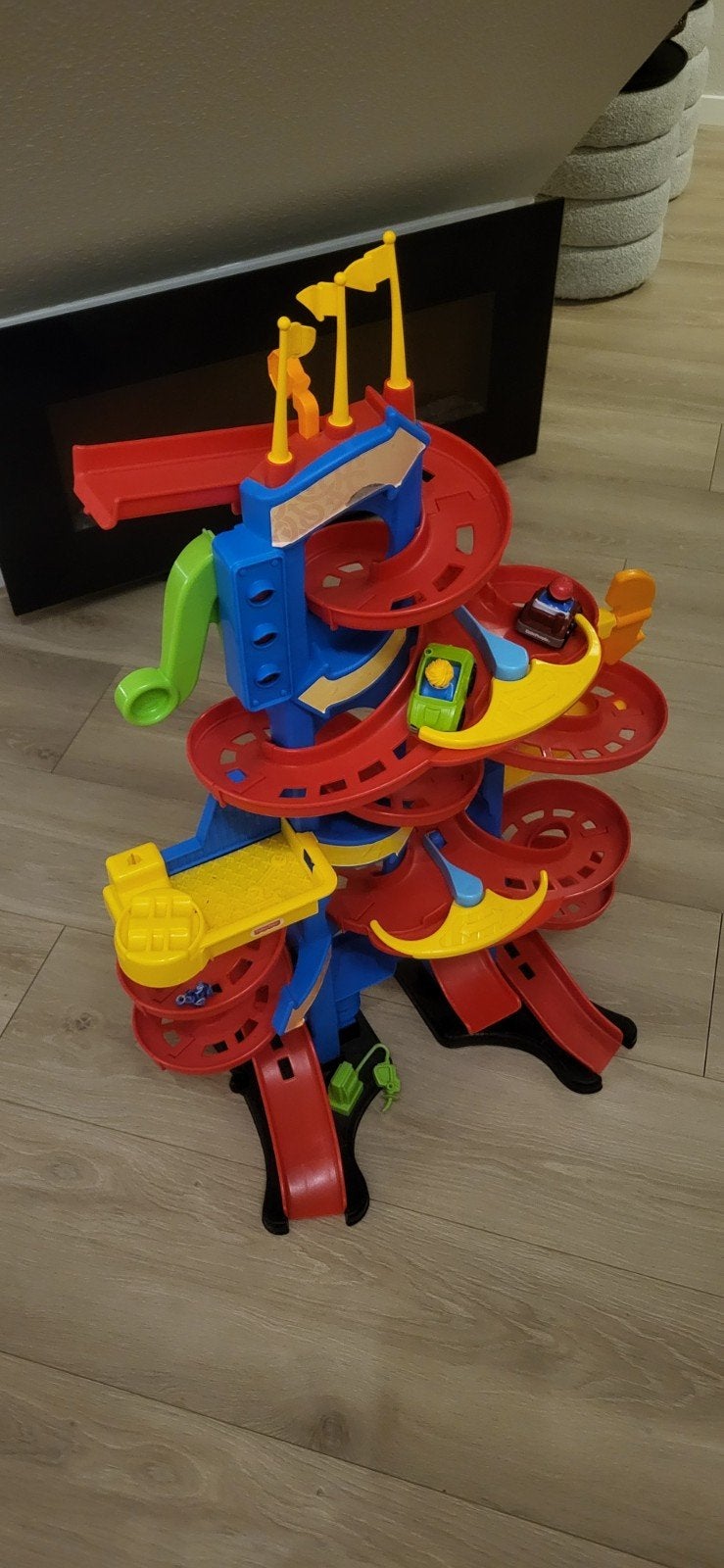 Leuke racebaan met twee autootjes, Zelf te bouwen, Handmatig, Ophalen, Overige merken
