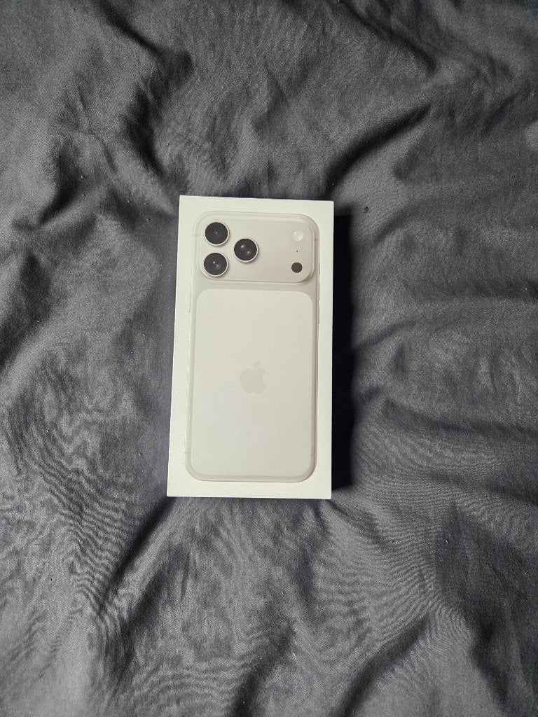 Iphone 17 pro max 256gb zilver ONGEOPEND, Telecommunicatie, Ophalen of Verzenden, Nieuw, Zilver, 256 GB
