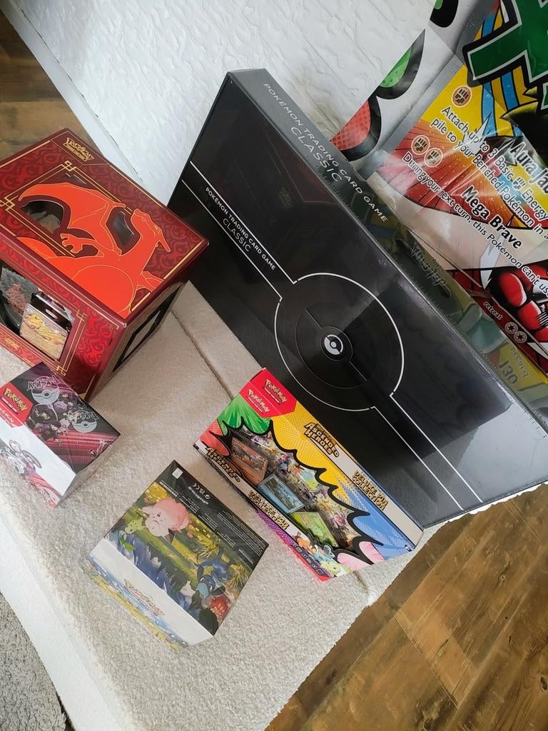 Pokémon sealed collectie in 1 koop of losse items!, Ophalen, Nieuw, Boosterbox