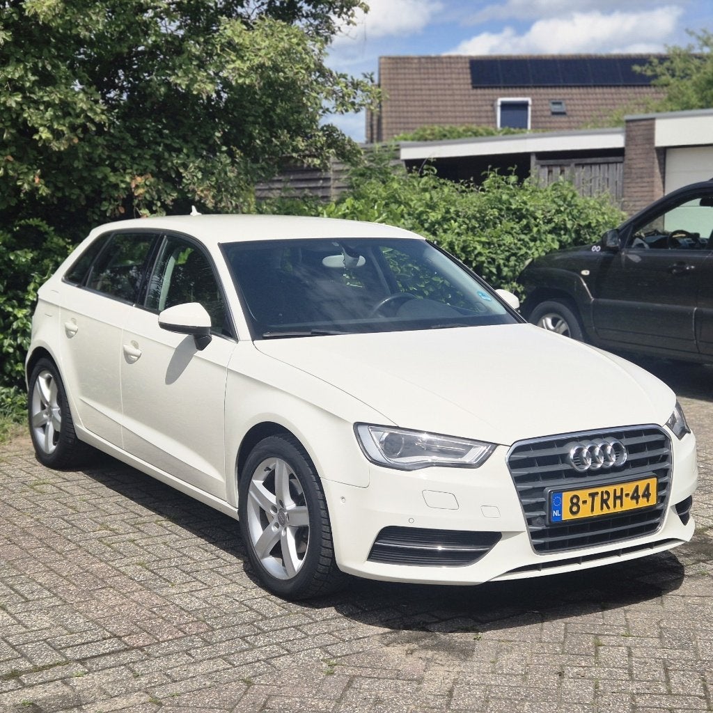Audi A3 1.4 Tfsi COD Sportback S-tronic 2014 NAP!!, Auto's, Audi, Particulier, A3, ABS, Airbags, Airconditioning, Alarm, Automatische klimaatregeling