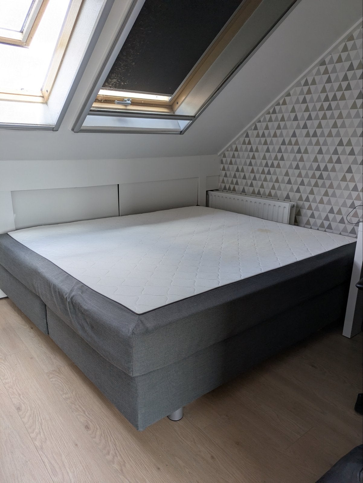 Comfortabele 2-persoons boxspring met matras, Ophalen, Gebruikt, Tweepersoons, 200 cm