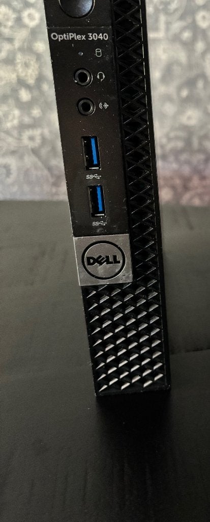 dell mini/8gb/256gb SSD/HDMI/WIFI/18x18cm/windows 11, Computers en Software, Desktop Pc's, Ophalen, Dell mini 18x18cm, 2 tot 3 Ghz
