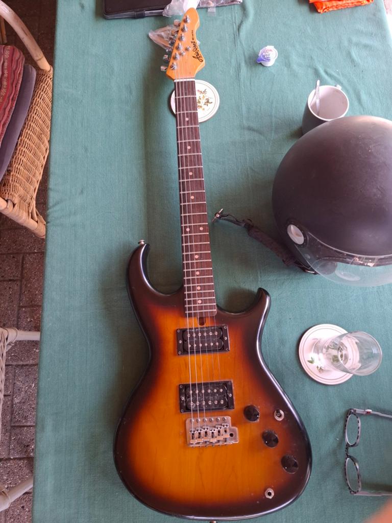 Elektrische gitaar Aria Pro 2 RS series, Muziek en Instrumenten, Gebruikt, Met versterker, Solid body, Ophalen