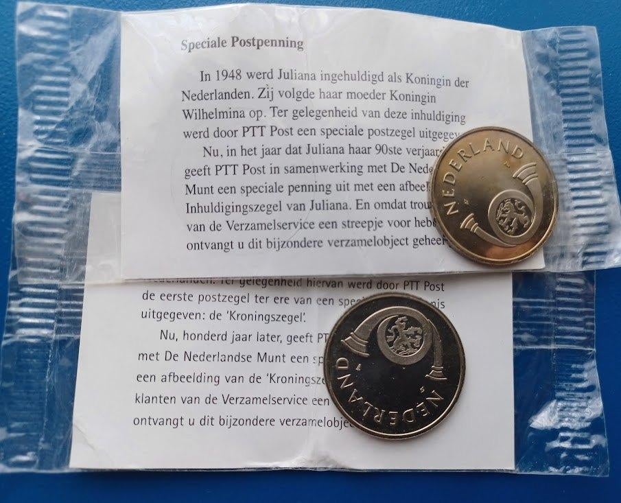 2 x Postpenning 1998 & 1999 Juliana & Wilhelmina (folie), Verzenden, Overige materialen, Nederland
