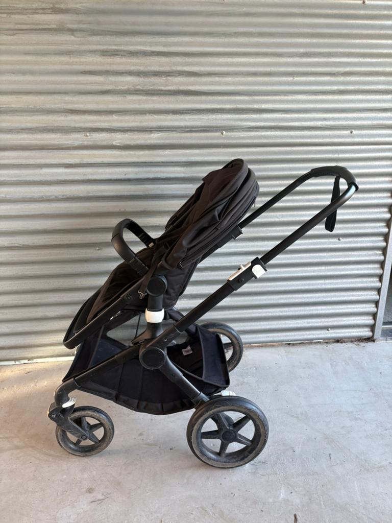 Bugaboo fox 3 met reiswieg, Ophalen, Gebruikt
