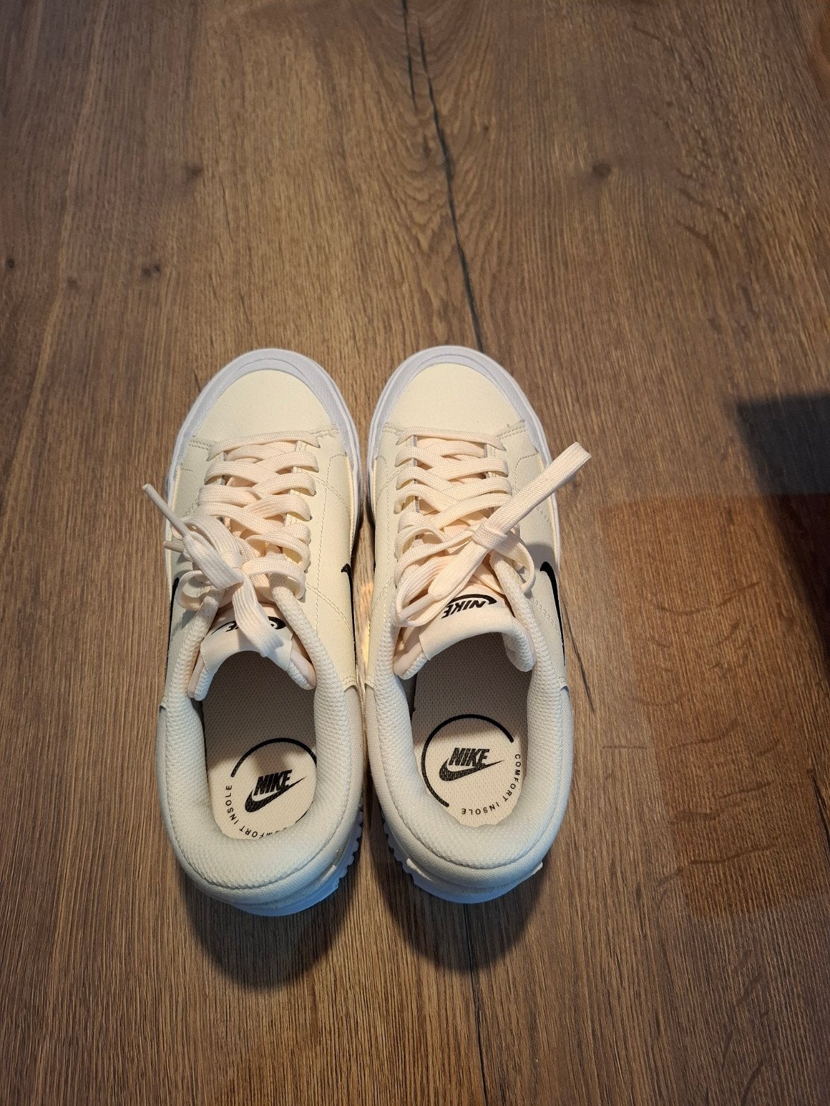 Nike schoenen nieuw! Maat 38, Wit, Nike, Ophalen of Verzenden, Sneakers of Gympen