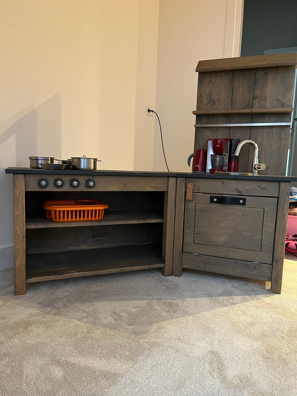 Leuk houten kinderkeukentje met accessoires, Ophalen, Gebruikt, Meubelstuk of Keukentje