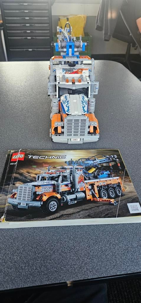 LEGO Technic Sleepwagen 42070 - Compleet met boekje, Kinderen en Baby's, Speelgoed | Duplo en Lego, Ophalen of Verzenden, Zo goed als nieuw