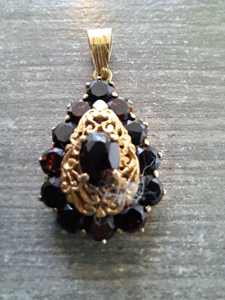 Prachtige 14 karaat Grote  Granaat hanger, Ophalen of Verzenden, Goud, Hanger