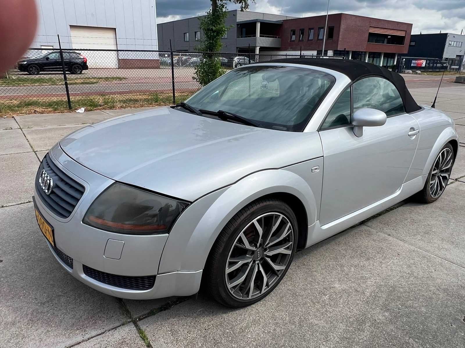 Audi TT Roadster 1.8 5V Turbo quattro RG-690-N, Auto's, Audi, Euro 2, TT, Gebruikt, 4 cilinders
