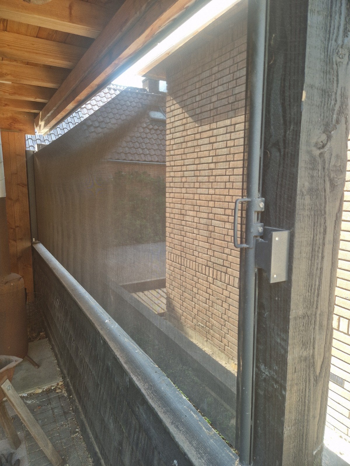 Luxout Screen: Langer Buiten Leven, Ophalen, Gebruikt, 250 cm tot 450 cm, Minder dan 150 cm