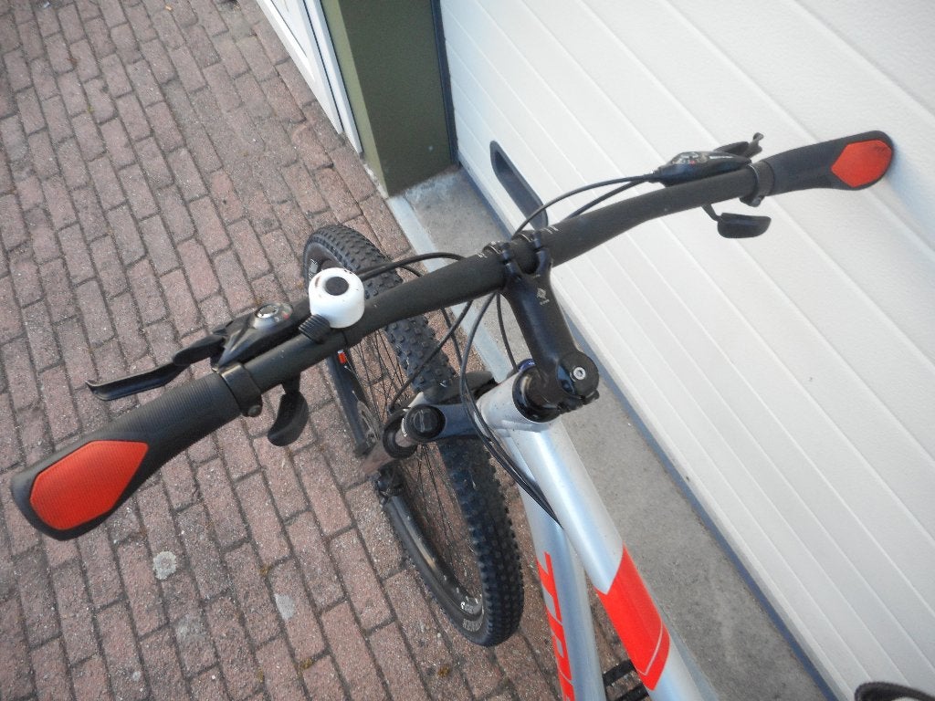 Foto 4 van Trek Marlin 5 Maat XL 21 versnellingen