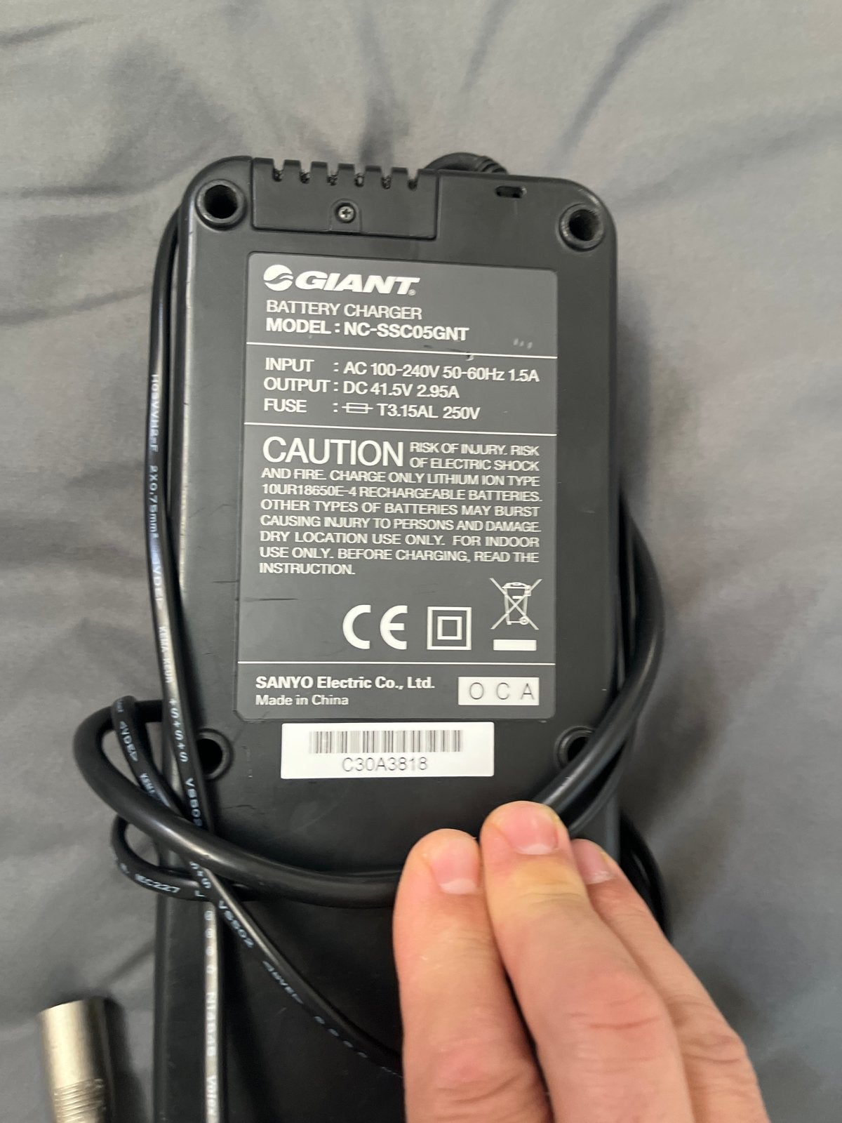 Giant Acculader NC-SCD5GNT E-bike 41.5V 2.95A, Ophalen of Verzenden, Gebruikt