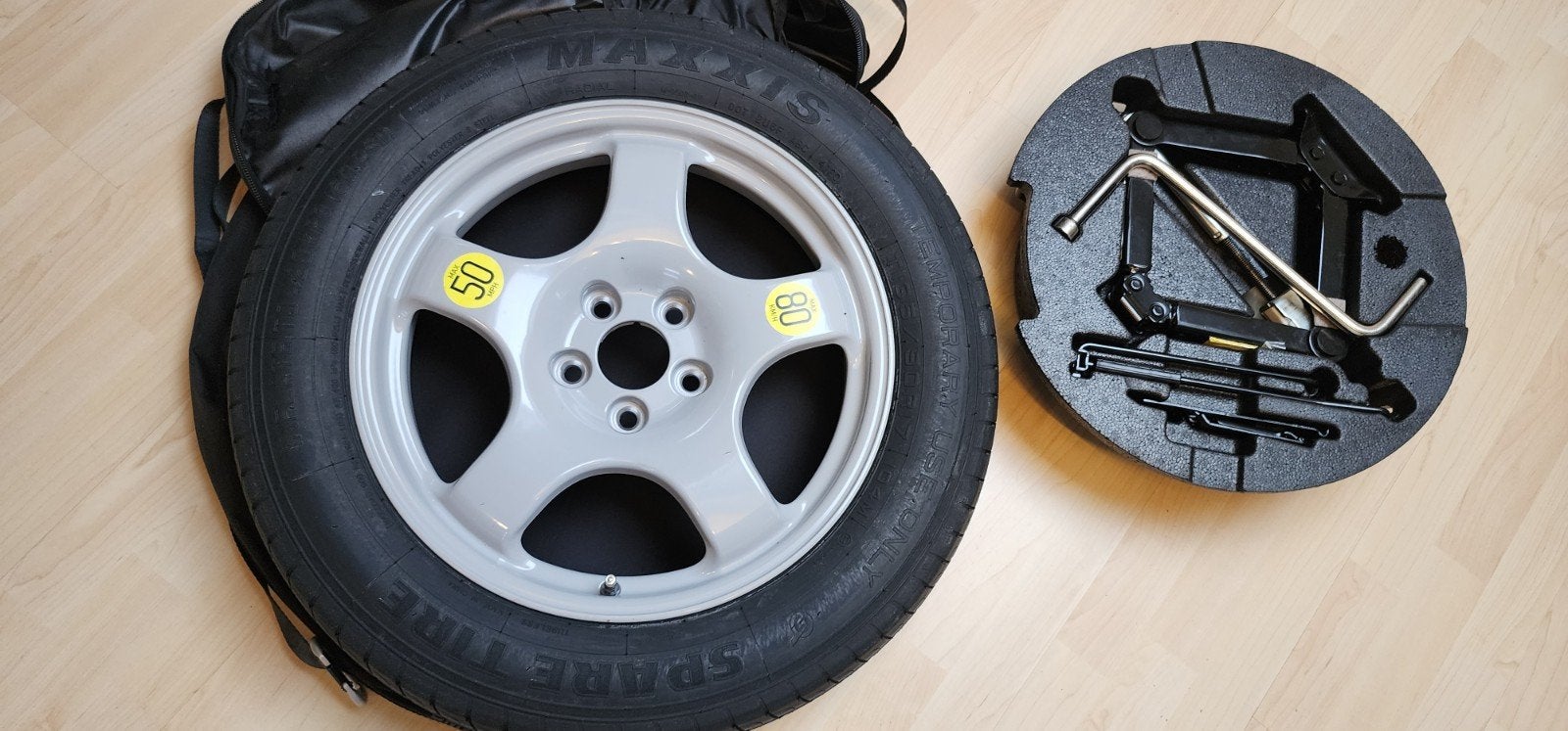 Thuiskomer/reservewiel voor BMW, Mercedes, Audi, VW, Skoda, Auto-onderdelen, Banden en Velgen, Ophalen, Banden en Velgen, Nieuw
