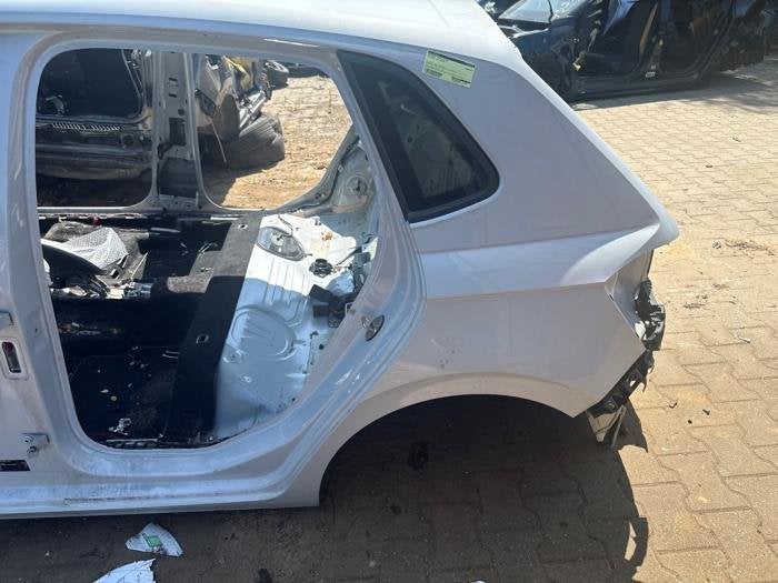 Snijdeel links-achter van een Volkswagen Polo (LB9Z), Auto-onderdelen, Carrosserie en Plaatwerk, Volkswagen, Gebruikt, 3 maanden garantie