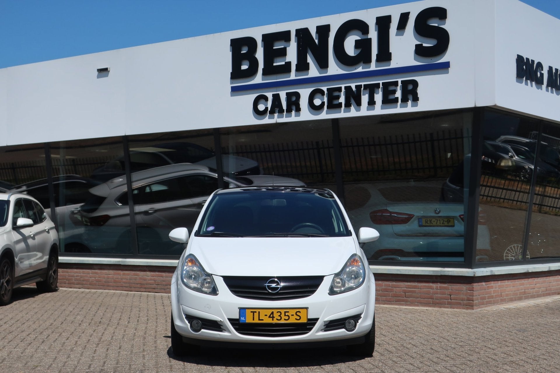Opel Corsa 1.4-16V AIRCO_STL-VERW_STR-VERW_17-INCH., Auto's, Opel, Voorwielaandrijving, Euro 5, Stof, 4 cilinders