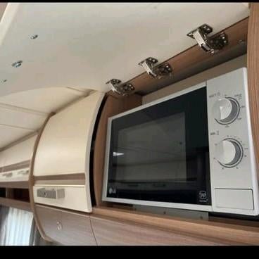 LG magnetron voor Fendt caravan passend in bovenkast keuken, Ophalen
