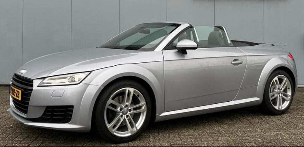 Audi TT 2.0 Tfsi 230pk S Tronic 2016 Grijs, Auto's, Zwart, 4 cilinders, Navigatiesysteem, Leder