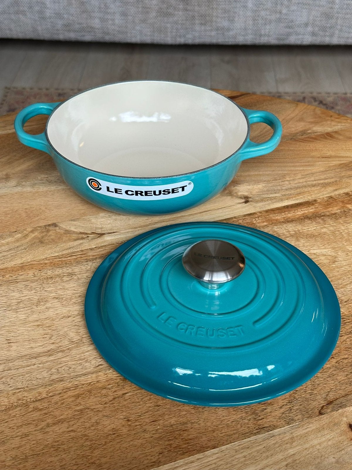 Le Creuset gietijzeren Marmite 22 cm – Riviera Blue, Huis en Inrichting, Keuken | Potten en Pannen, Ophalen of Verzenden, Nieuw