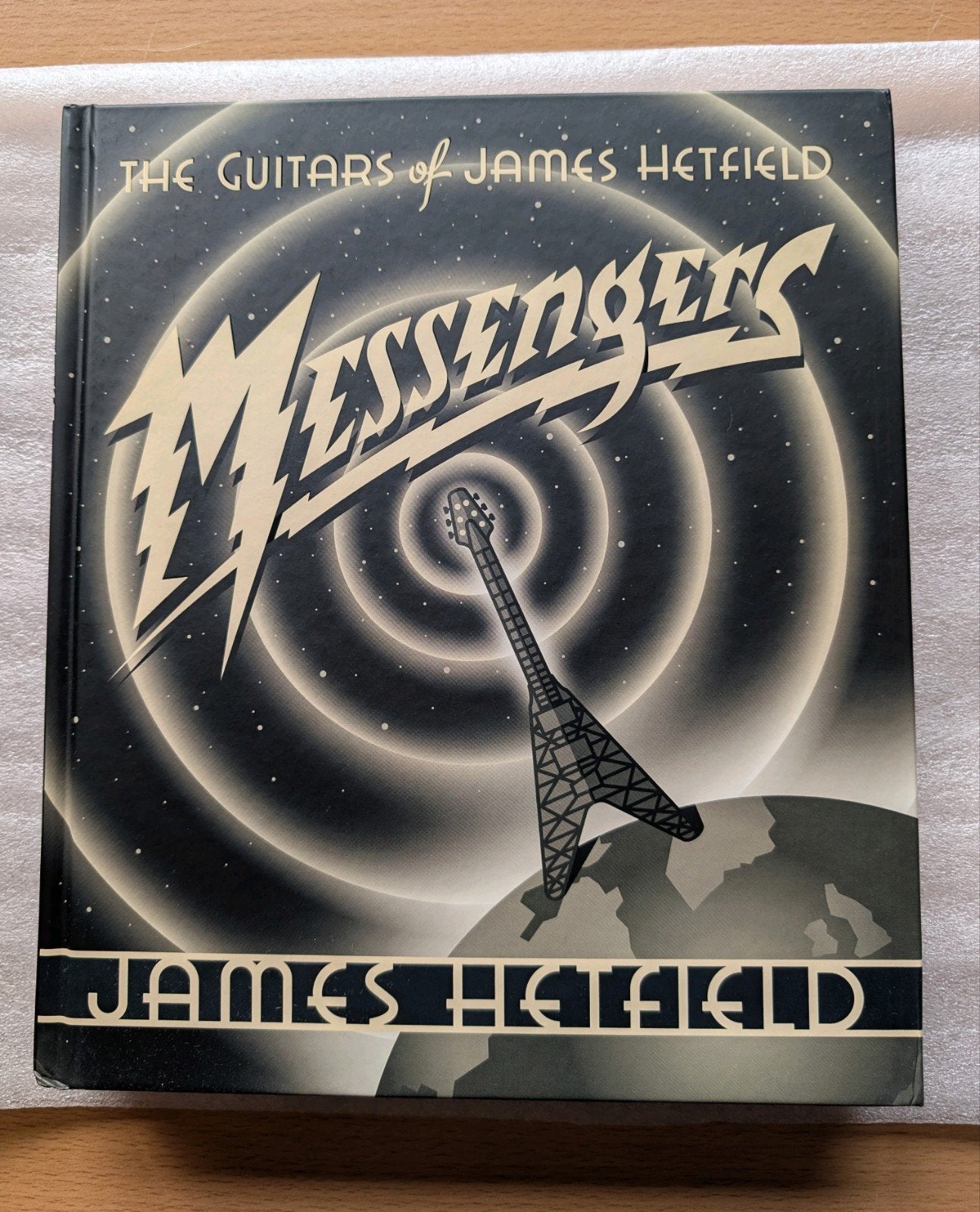 Messengers gesigneerd James Hetfield Metallica | signed, Ophalen, Nieuw, Boek, Tijdschrift of Artikel, Gesigneerd