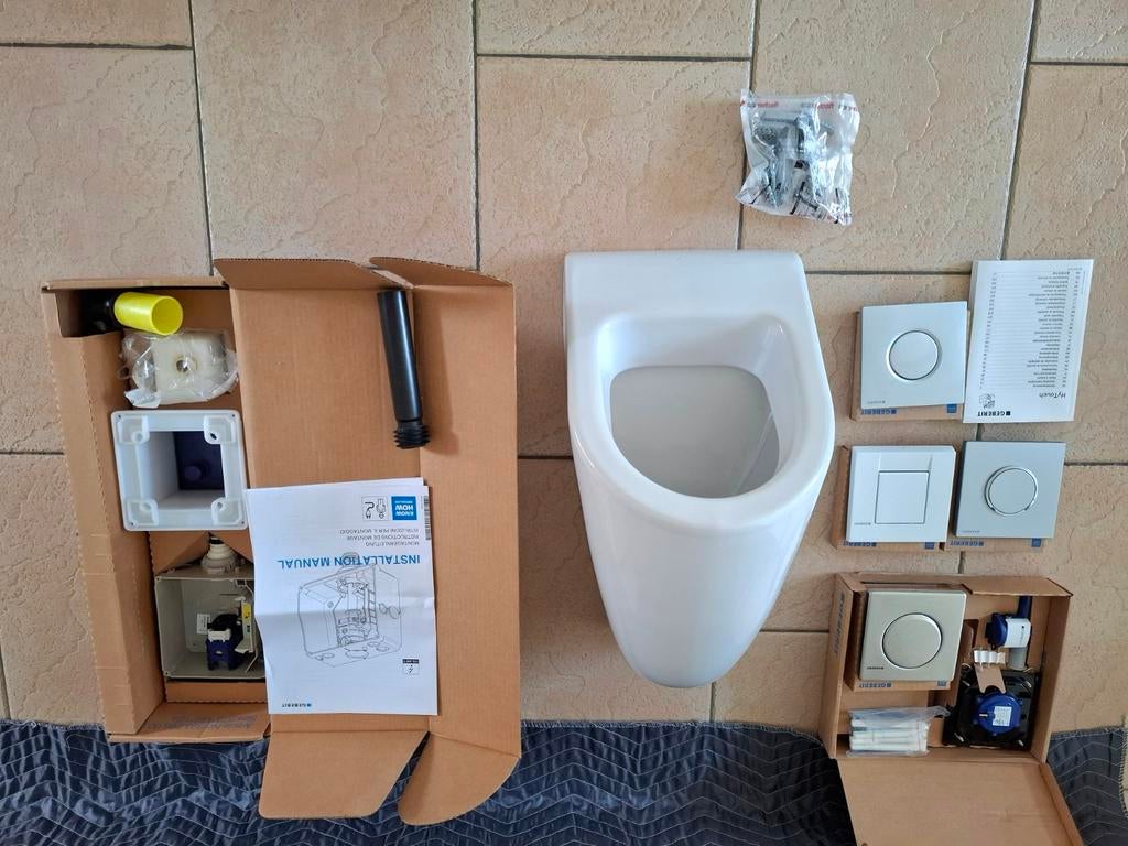 Urinoir compl. set of met inbouwframe zo te plaatsen NIEUW!, Ophalen, Nieuw, Wit