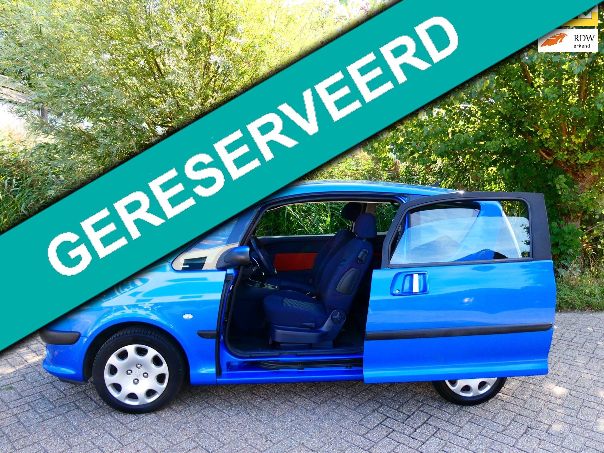 Peugeot 1007 1.6-16V 110pk Gentry Automaat 2e eig. Clima Tre, Gebruikt, 4 cilinders, Bedrijf, Grijs