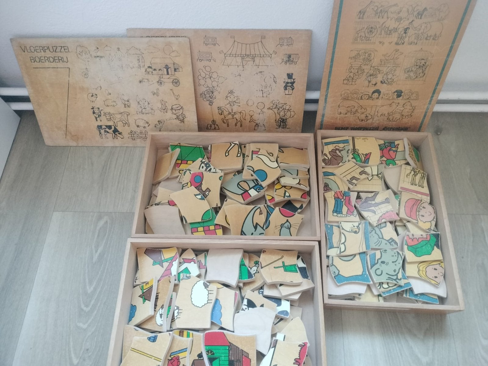 3 Complete Vintage Houten Vloerpuzzels (School / Rolf), Ophalen, Zo goed als nieuw