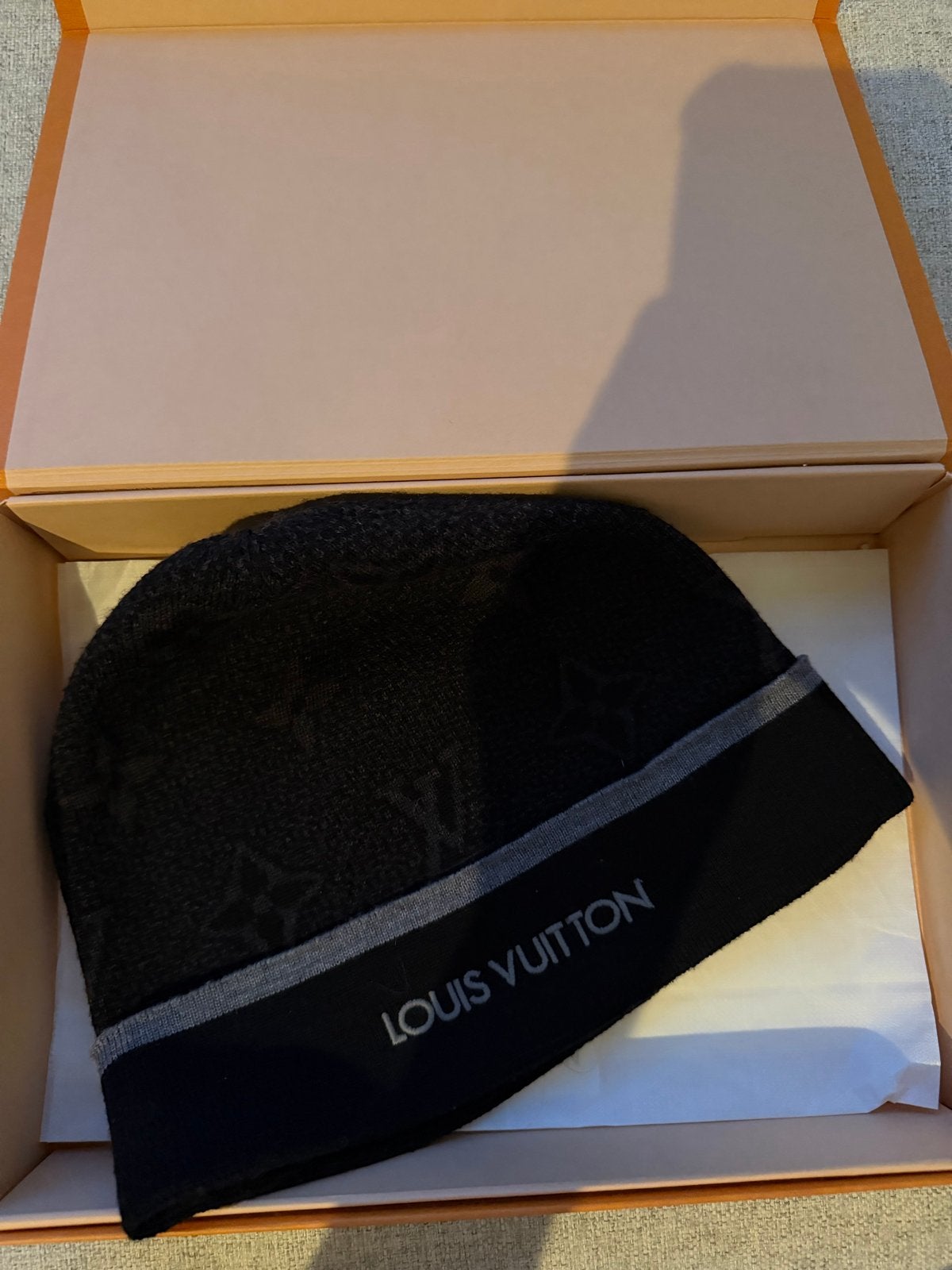 Louis Vuitton Muts - Zo goed als nieuw, Ophalen of Verzenden, Zo goed als nieuw, Overige maten, Muts