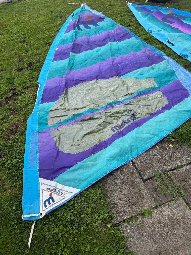Foto 4 van 2 x Mistral Maui windsurfplank – complete set
