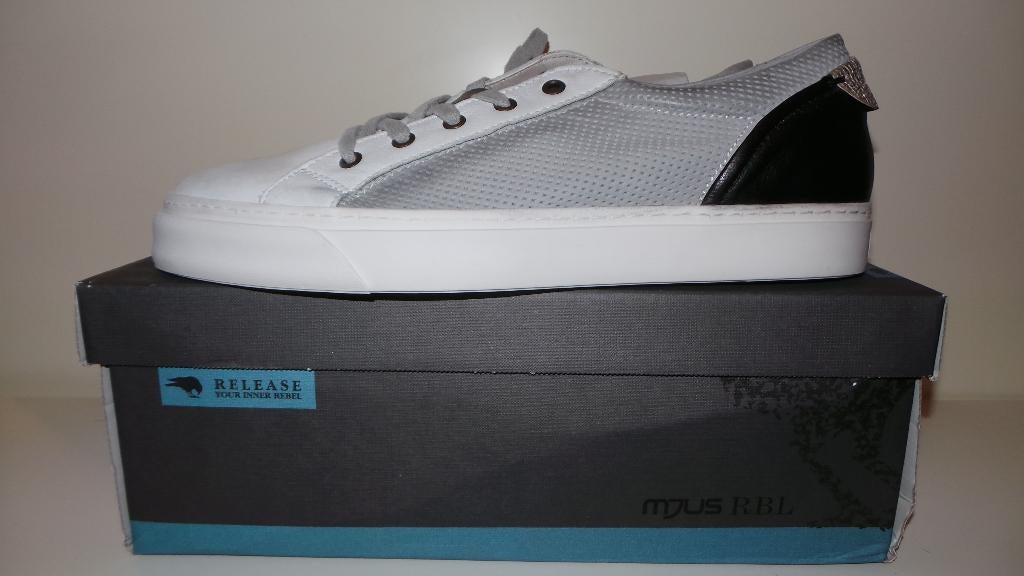 Mjus leren schoenen sneakers maat 45 - Nieuw, Overige kleuren, Nieuw, Ophalen of Verzenden, Sneakers of Gympen