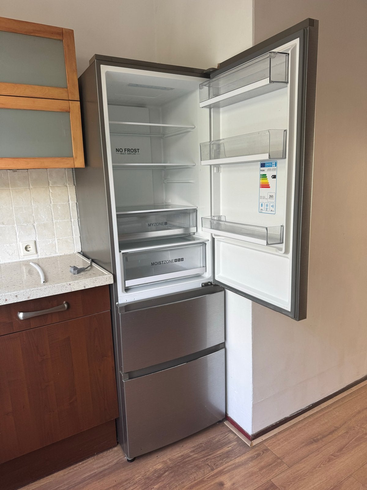 Haier koelkast met vriesgedeelte A++, Witgoed en Apparatuur, Ophalen, Gebruikt, 200 liter of meer, 60 cm of meer