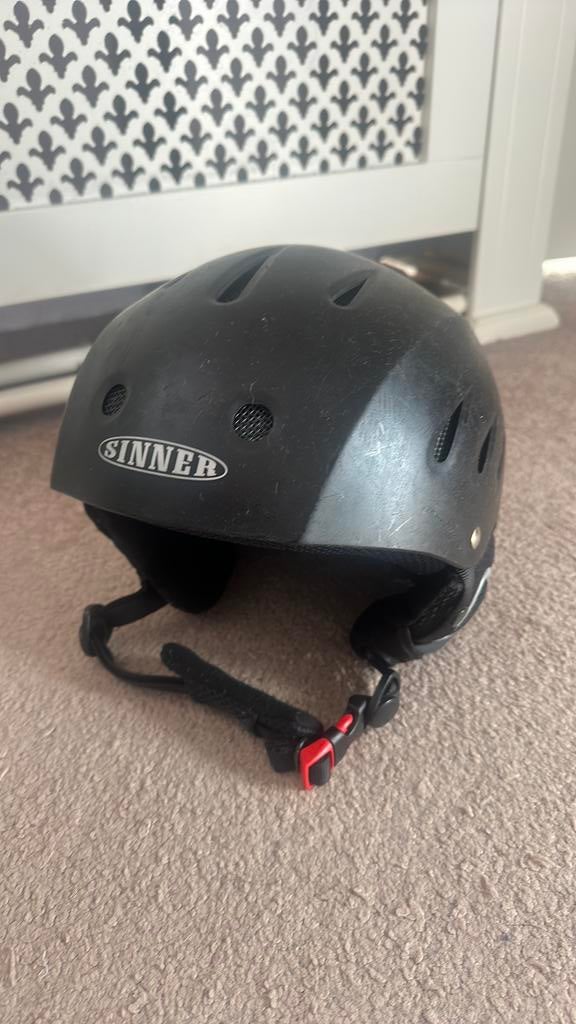 Ski helm. Gebruikt. Sinner, Gebruikt, Overige typen, Minder dan 100 cm, Ophalen